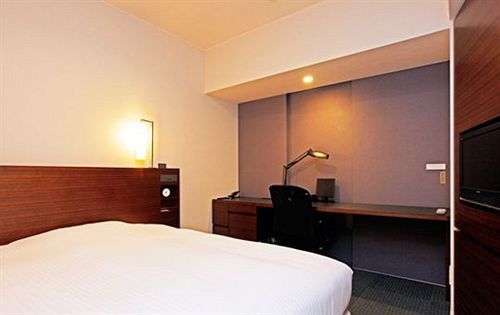 札幌jr酒店 3*